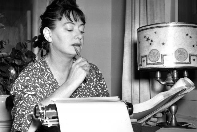 Dorothy Parker writing